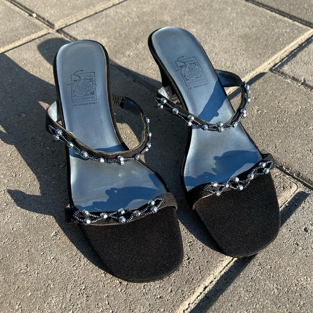 Special Occasions by Saugus Shoe Black Heels Size 10